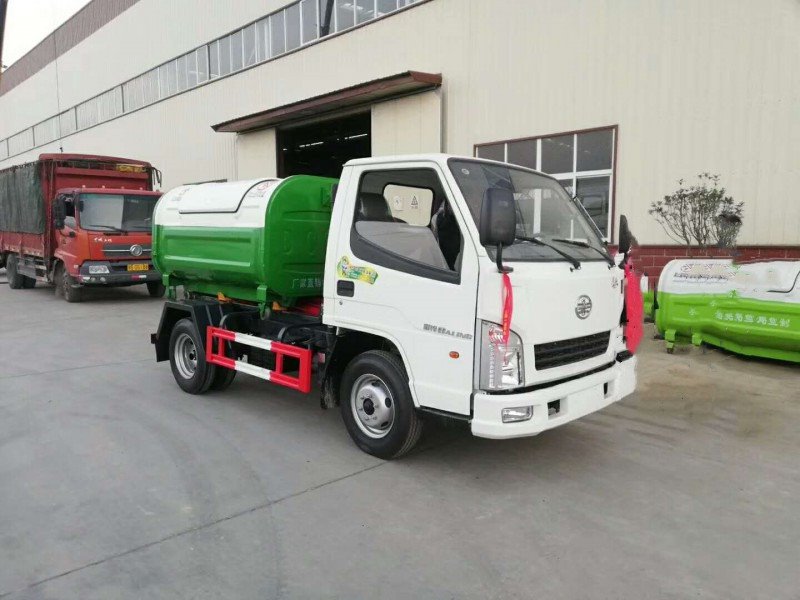 解放微型勾臂式垃圾車價格