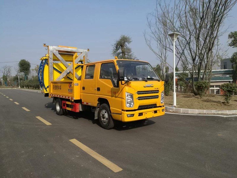防撞緩沖車新產(chǎn)品上市-救命車