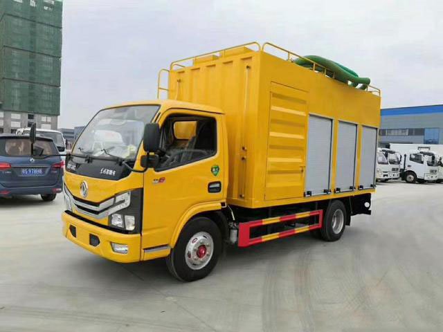 國六東風小多利卡污水處理車