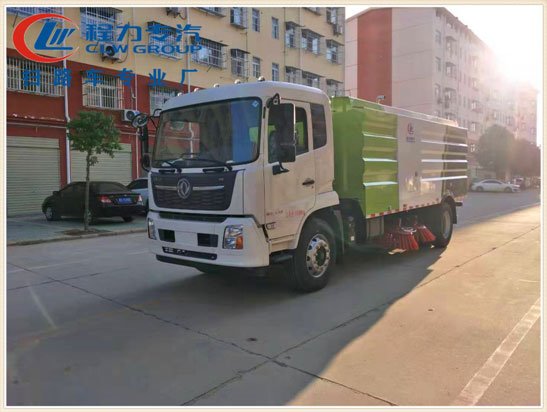 國六東風(fēng)天錦12方掃路車