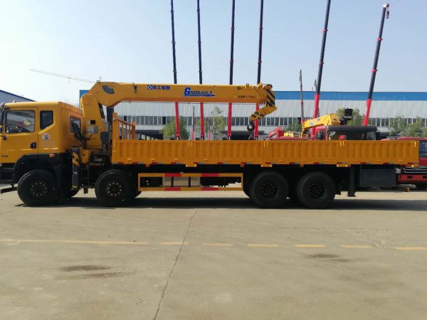 國六東風(fēng)T5前四后八6-20噸隨車吊