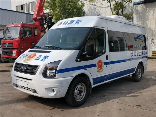 福特V348食品安全檢測車