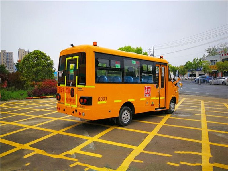 兒童專屬校車養(yǎng)護(hù)技巧