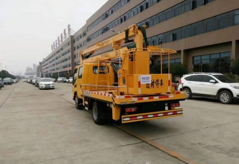 16米市政高空搶修升降車廠家直銷價(jià)格低到底