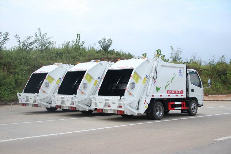 購買城區(qū)環(huán)衛(wèi)垃圾車怎么上牌