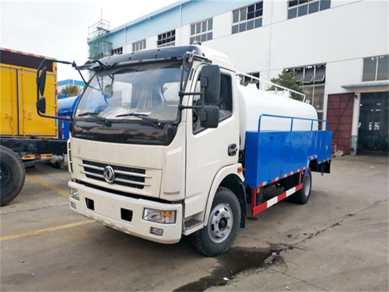 吸糞車(chē)自動(dòng)流出口的挑選方式