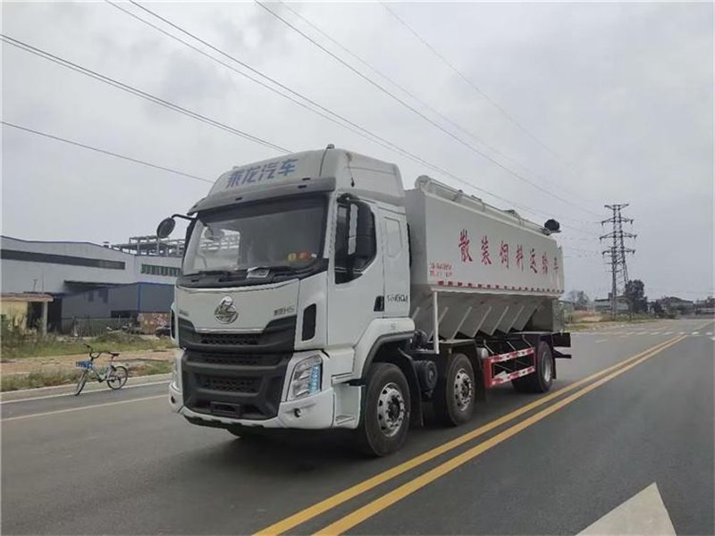 買散裝飼料運(yùn)輸車賺錢嗎