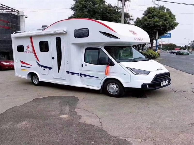 江鈴特順C型房車價(jià)格鉅惠