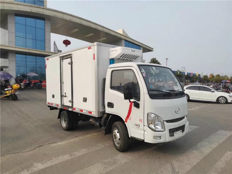 小型汽油藍牌冷藏車廠家報價