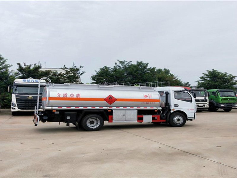 油罐車怎么區(qū)分95還是92汽油