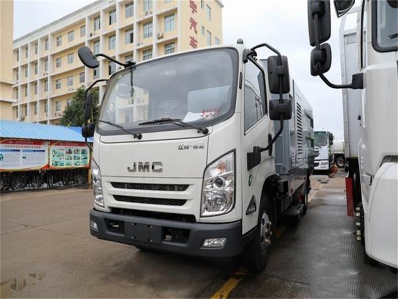 江鈴凱運(yùn)國六吸塵車配置如何
