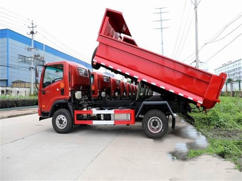 國六大運自卸垃圾車現(xiàn)車直銷