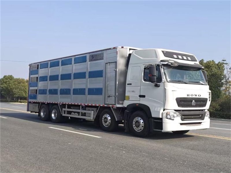 重汽豪沃運(yùn)豬車程力廠家直銷