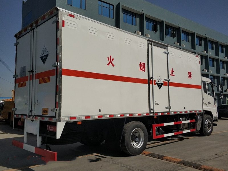 專(zhuān)汽圈教您危險(xiǎn)品運(yùn)輸車(chē)購(gòu)買(mǎi)技巧