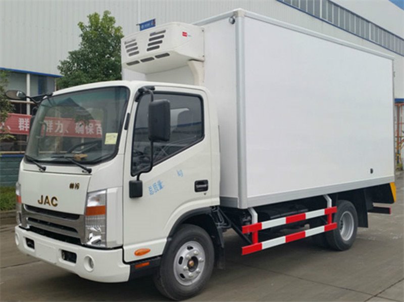 江淮帥鈴冷藏車(chē)寬體新款車(chē)身更安全