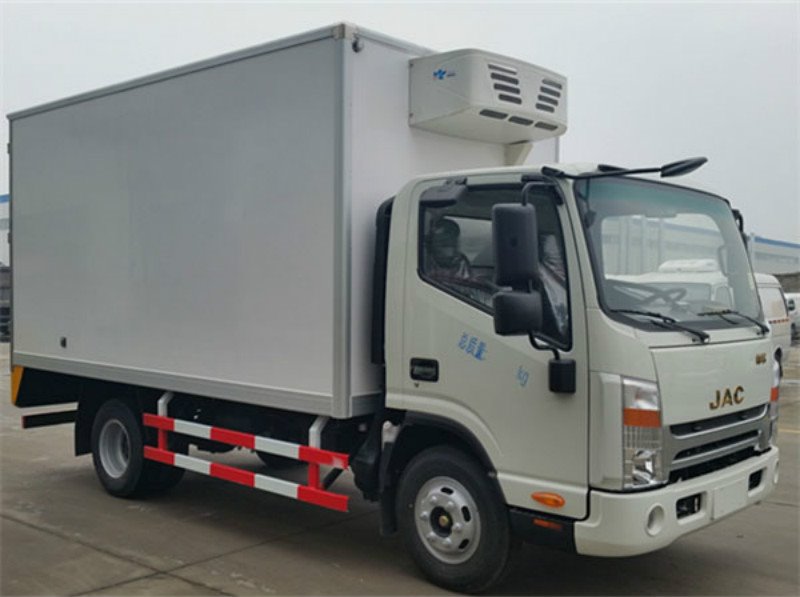 江淮帥鈴冷藏車(chē)寬體新款車(chē)身更安全