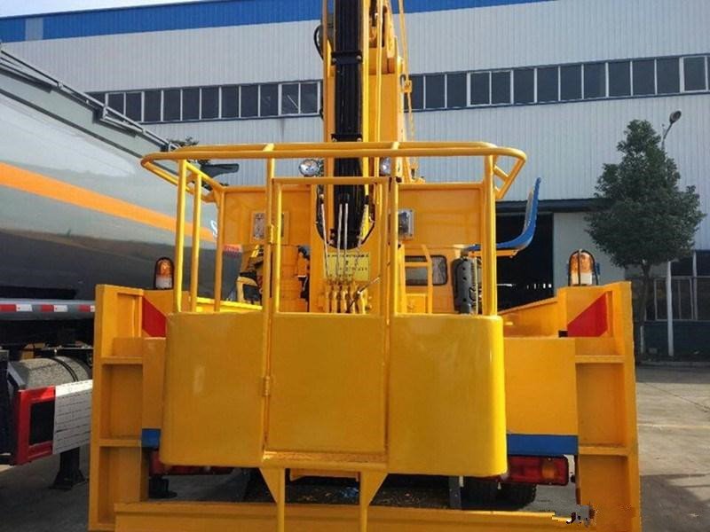 24米折疊臂式高空作業(yè)車多少錢