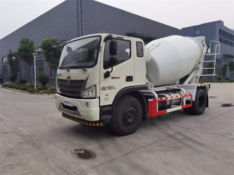 一輛5.5方攪拌車多少錢