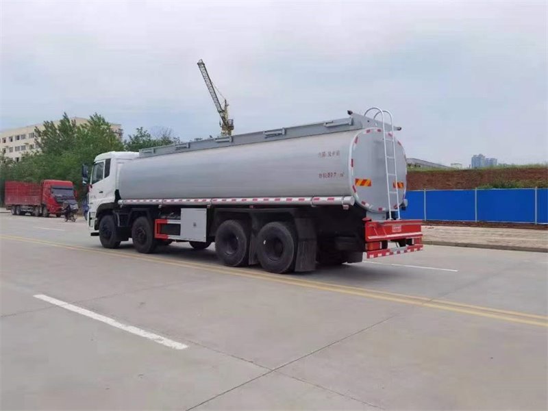 國六東風(fēng)天龍前四后八供液車配置