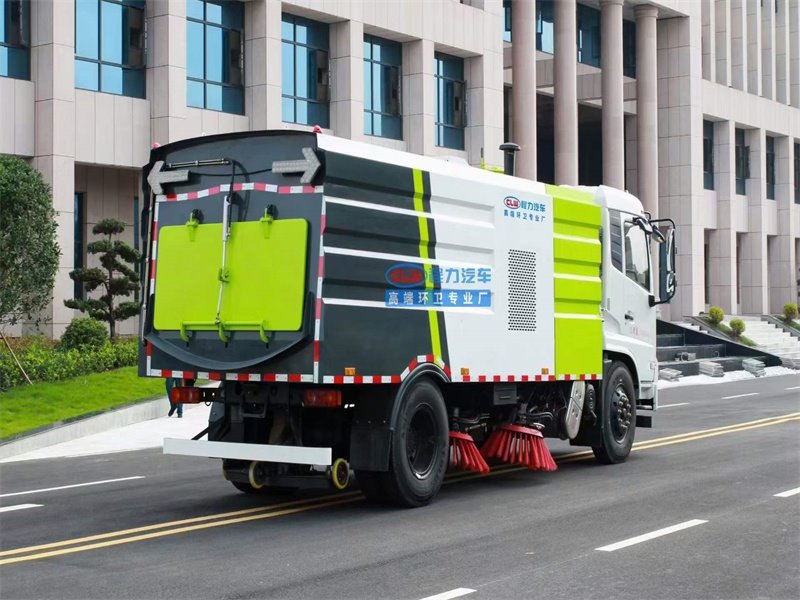 12方國六掃路車廠家8月報(bào)價(jià)