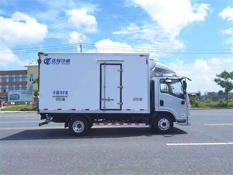 陜汽輕卡手動擋藍牌冷藏車膨脹閥裝在什么位置