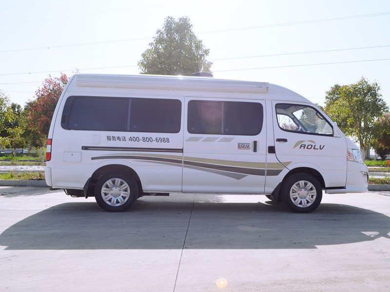 金旅海獅手動擋房車現(xiàn)車出售價格低