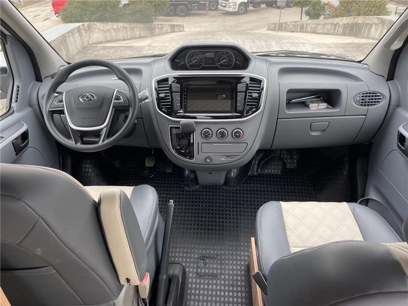 大通V80短軸中頂自動擋房車廠家自營