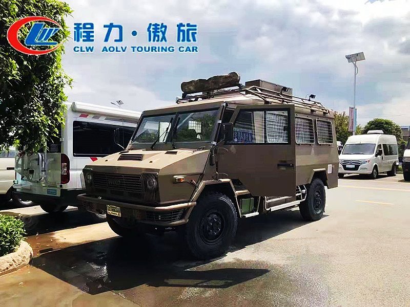 房車(chē)依維柯2046四驅(qū)越野價(jià)格咨詢(xún)