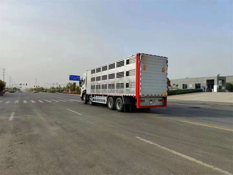 鋁合金恒溫運豬車廠家報價