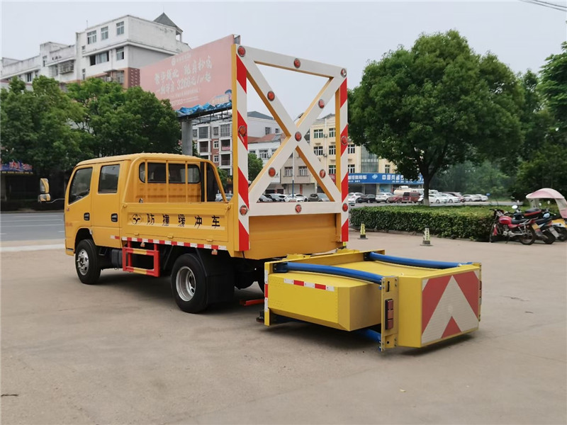 福田皮卡防撞緩沖車