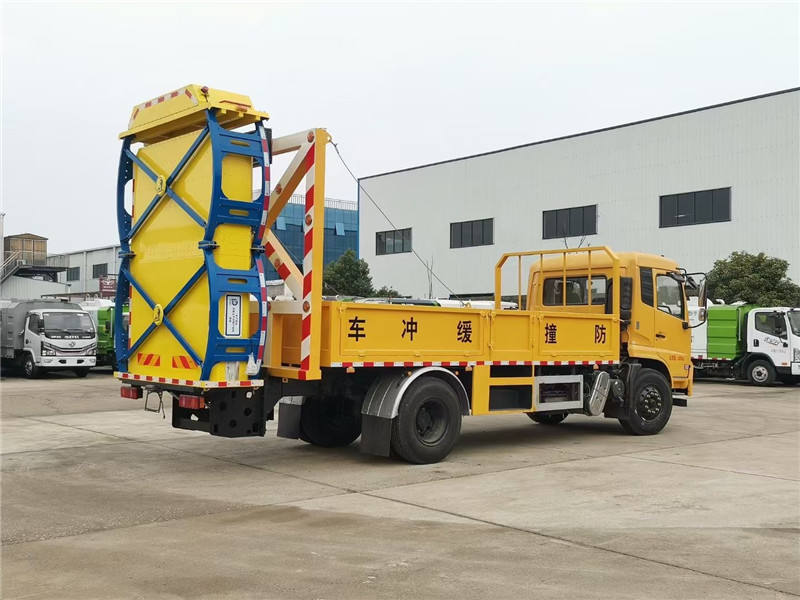福田皮卡防撞緩沖車
