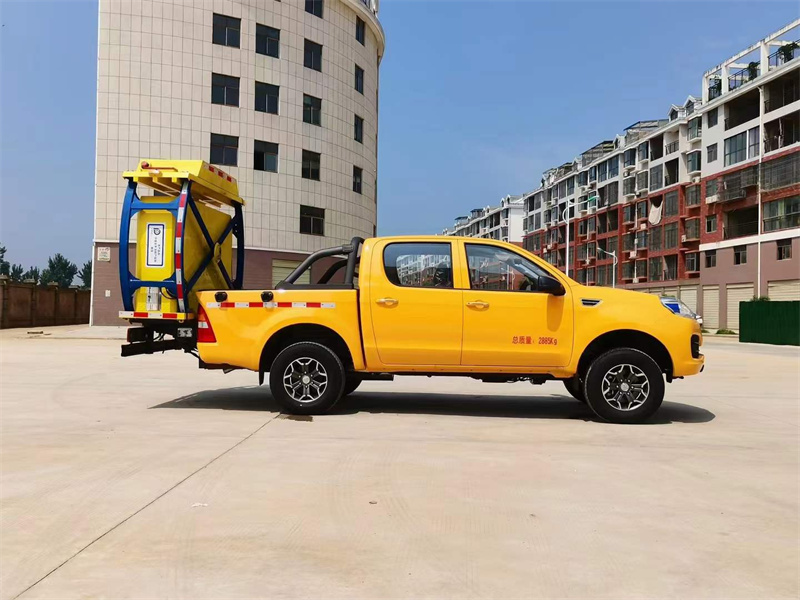 江鈴皮卡防撞緩沖車生產(chǎn)廠家年底促銷