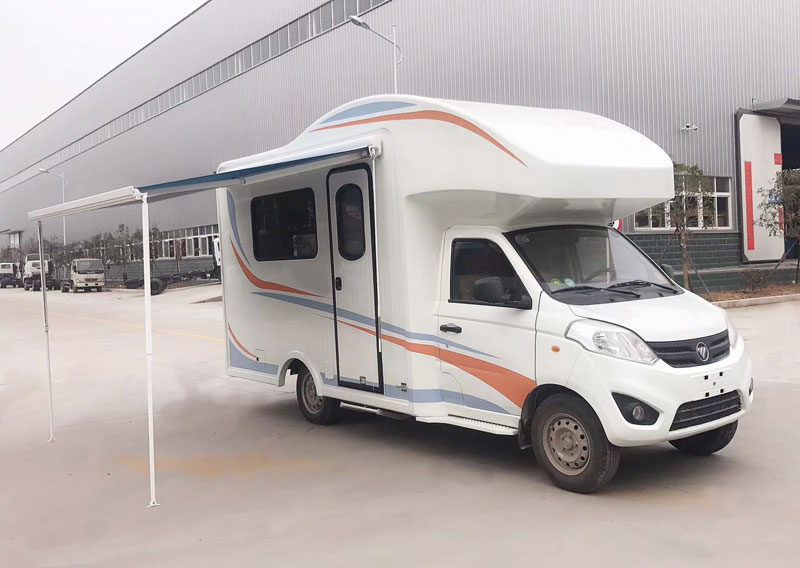福田C型小房車