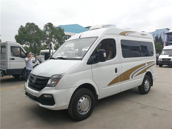 大通B型短軸中頂房車