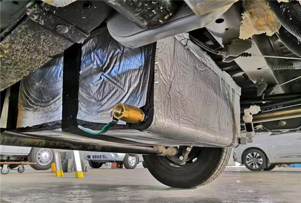 大通B型短軸中頂房車