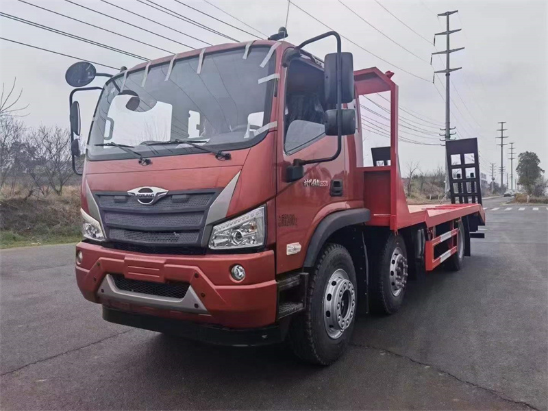 福田國六三軸平板車可上京牌