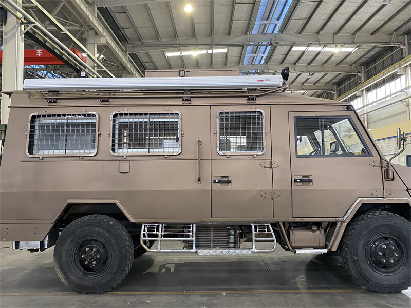 越野愛好者超愛的房車車型依維柯可上藍牌