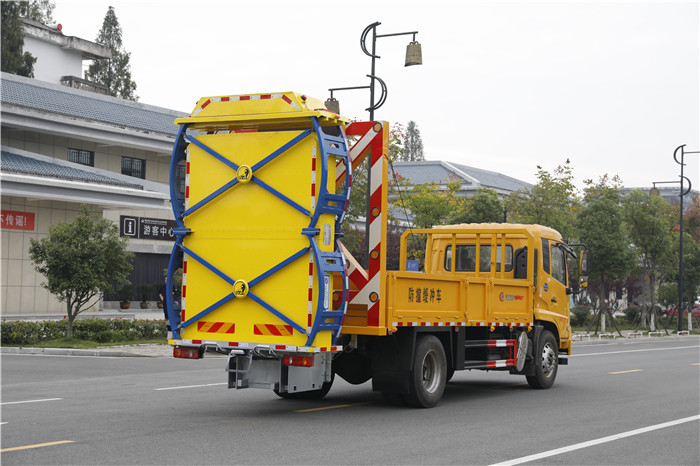江鈴藍(lán)牌防撞車