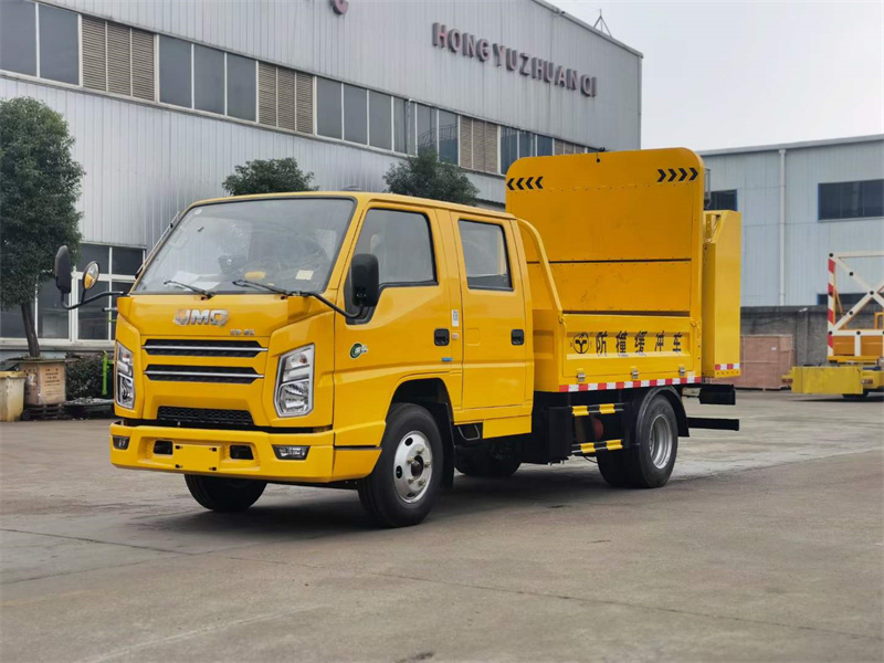 新款江鈴防撞緩沖車現(xiàn)車一臺