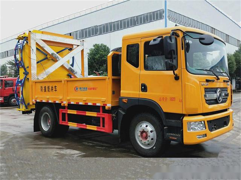 防撞緩沖車廠家價格