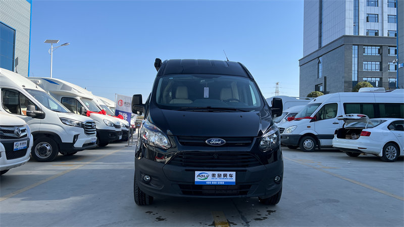 福特中軸中頂房車五一特賣