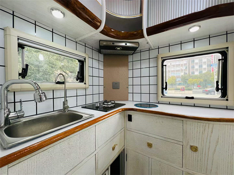 上汽H300C型房車性價(jià)高