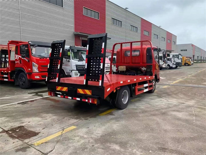 重汽藍(lán)牌平板車包上個(gè)人戶