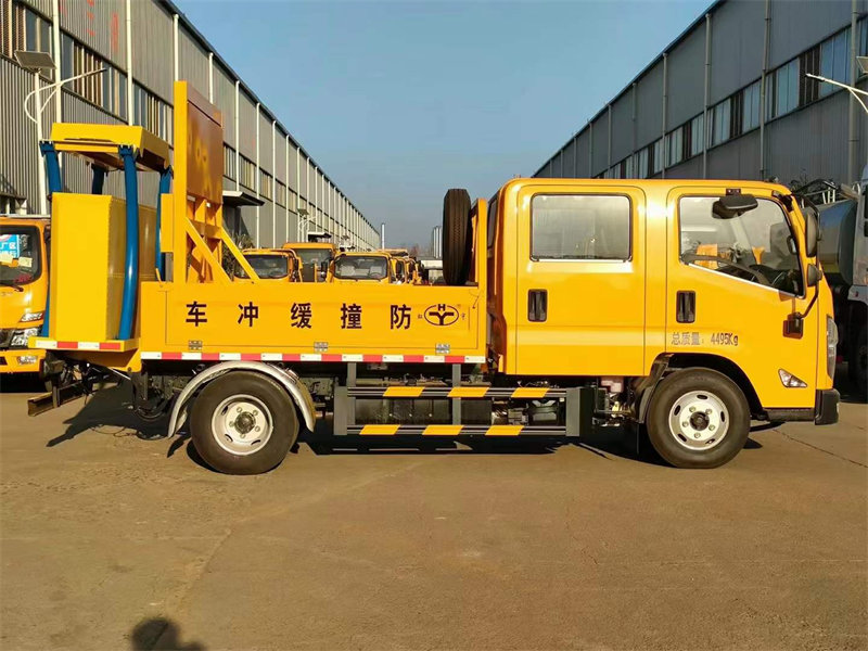 江鈴凱運藍牌防撞緩沖車現(xiàn)車一臺
