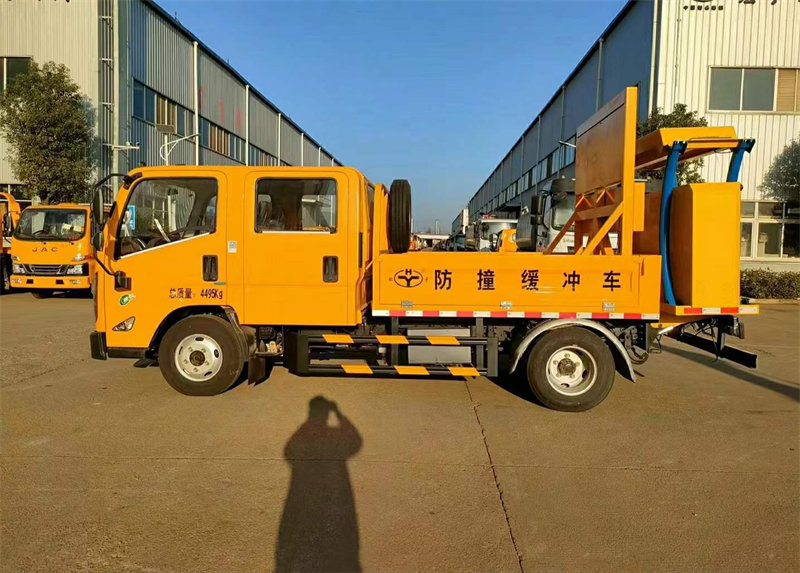 江鈴凱運藍牌防撞緩沖車現(xiàn)車一臺