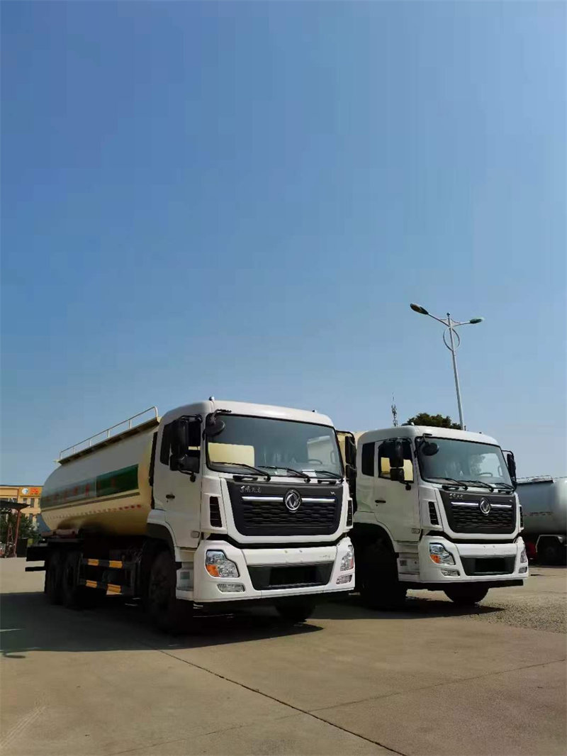 粉粒物料運(yùn)輸車多少錢一輛