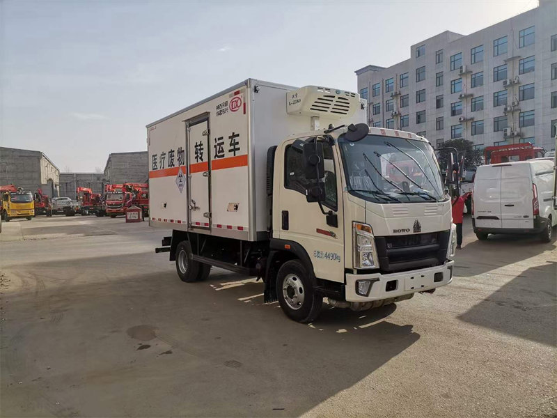 重汽豪沃醫(yī)療廢物轉(zhuǎn)運(yùn)車廠家直銷
