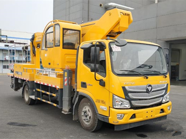 國(guó)六福田歐馬可26米直臂高空作業(yè)車