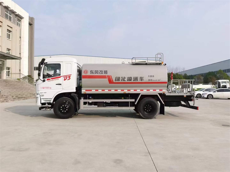 東風(fēng)D3綠化噴灑車