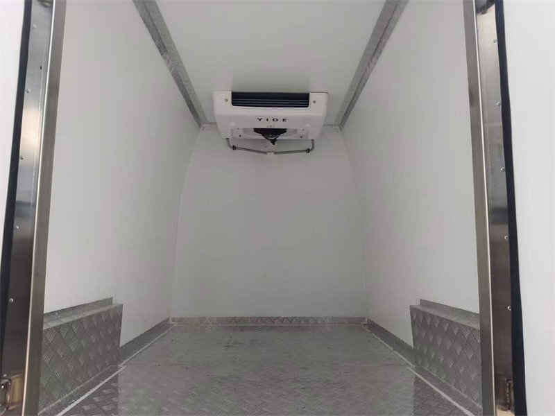 江鈴福特全順面包冷藏車